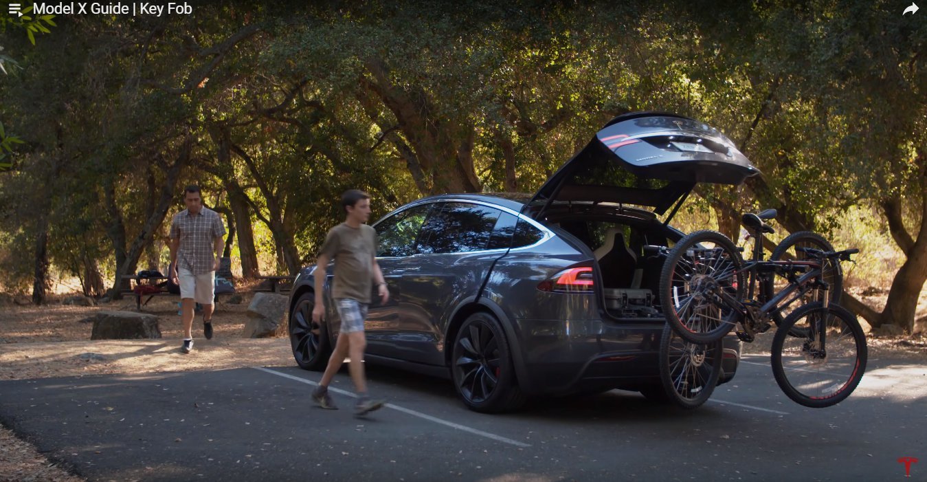 Кадр из видео в YouTube на канале Tesla